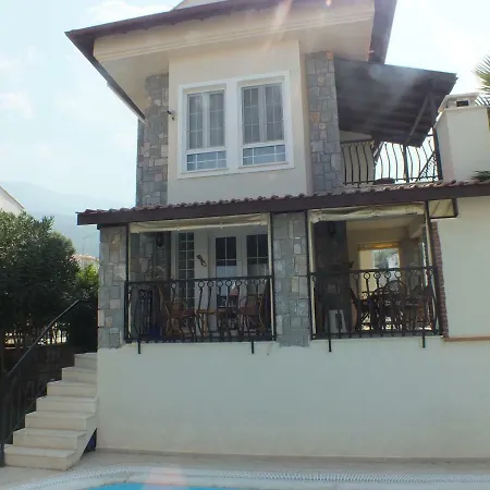 Villa Daisy Garden B
